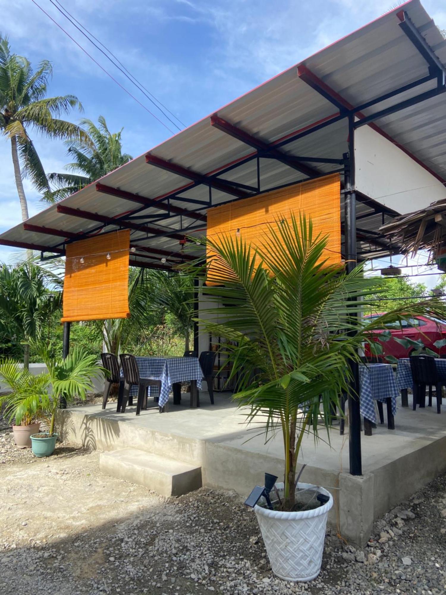 Coconut Inn Moalboal Esterno foto